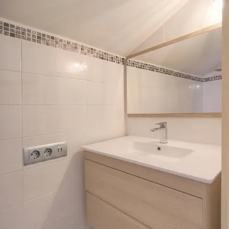 Frgk Spacious 100 Sqm Loft With Terrace 2 Ensuite דירה