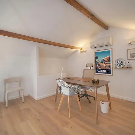 Frgk Spacious 100 Sqm Loft With Terrace 2 Ensuite דירה קאן