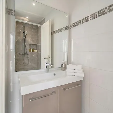 Frgk Spacious 100 Sqm Loft With Terrace 2 Ensuite *